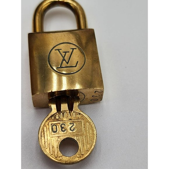 Louis Vuitton Vintage Gold Monogram Vernis Mini Backpack, Lock & Key + Dust Bag - Picture 4 of 17